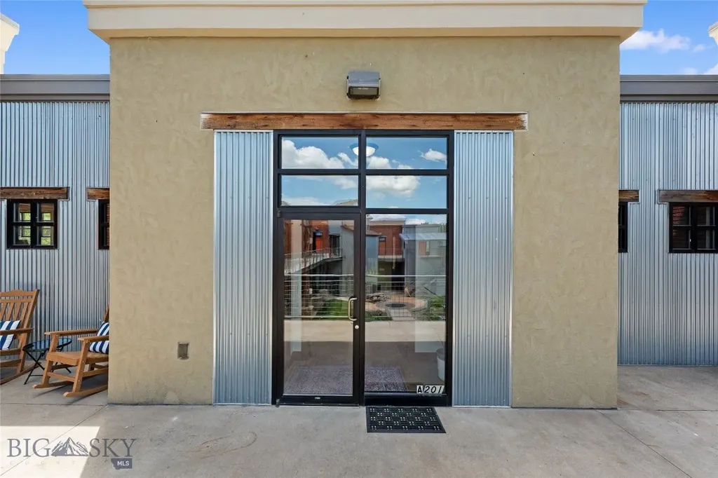 115 E Gallatin Avenue Manhattan MT 59741