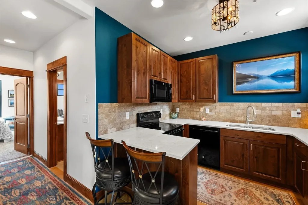 115 E Gallatin Avenue Manhattan MT 59741