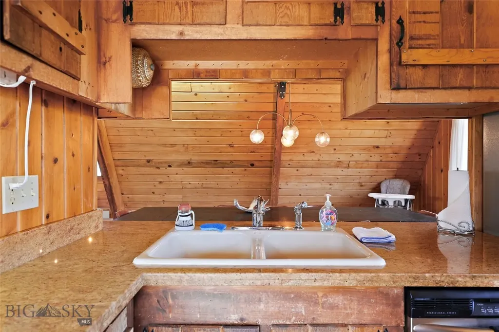 69 O Rea Creek Livingston MT 59047