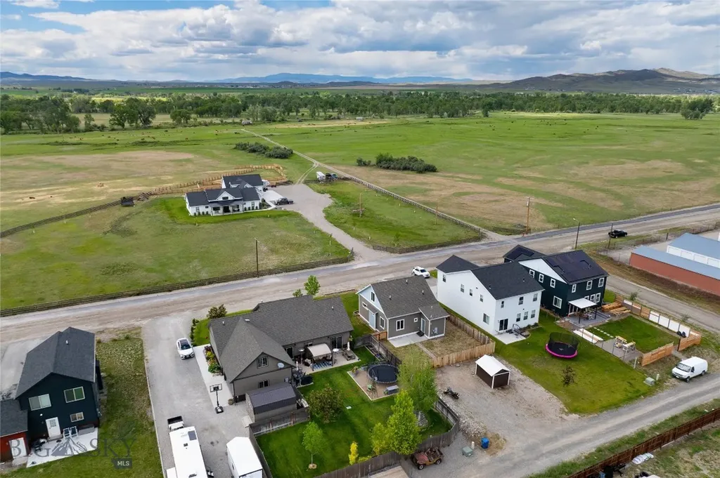 611 Jefferson Street Three Forks MT 59752