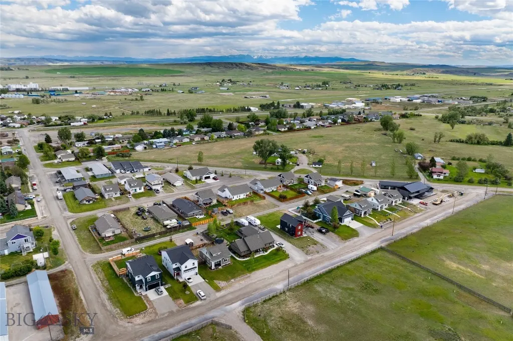 611 Jefferson Street Three Forks MT 59752
