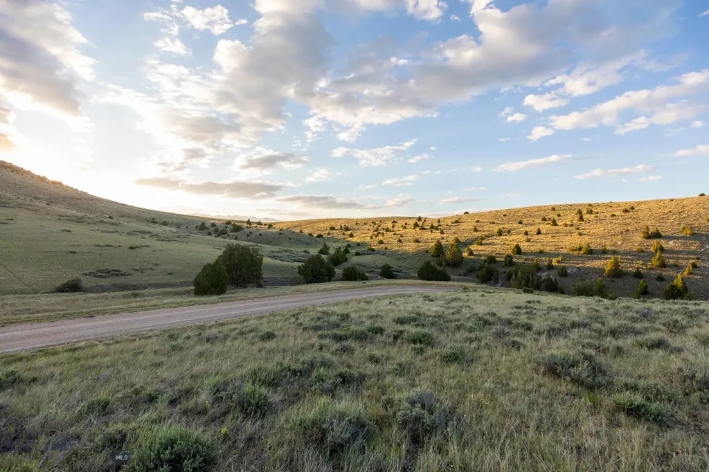 Lot 283 Tbd Clearwater Trail Manhattan MT 59741