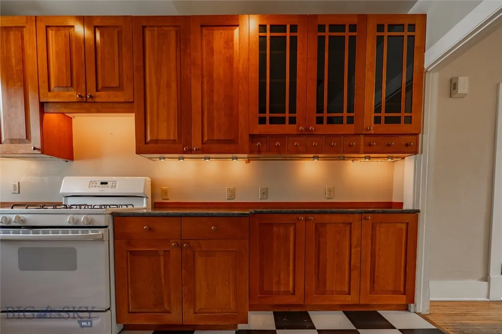 315 W Lewis Street Livingston MT 59047