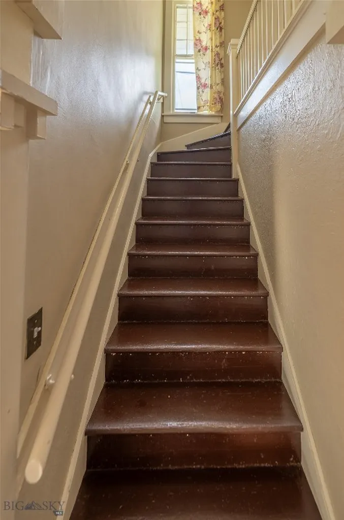 315 W Lewis Street Livingston MT 59047