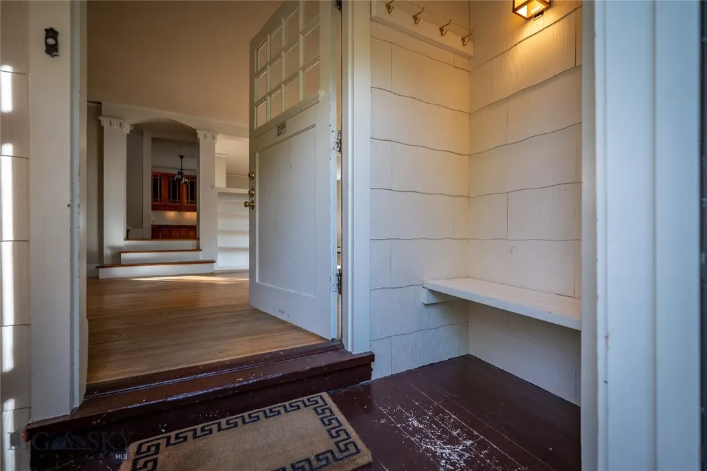 315 W Lewis Street Livingston MT 59047
