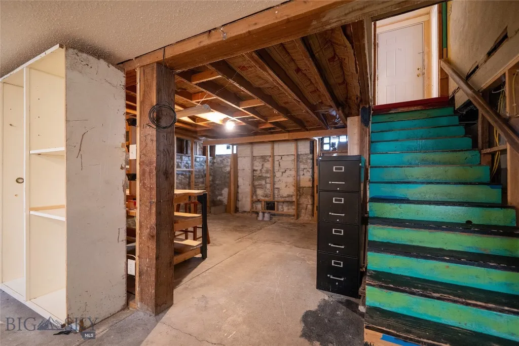 315 W Lewis Street Livingston MT 59047
