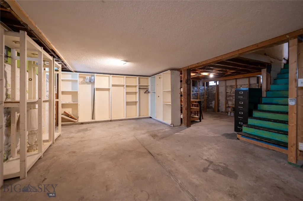 315 W Lewis Street Livingston MT 59047