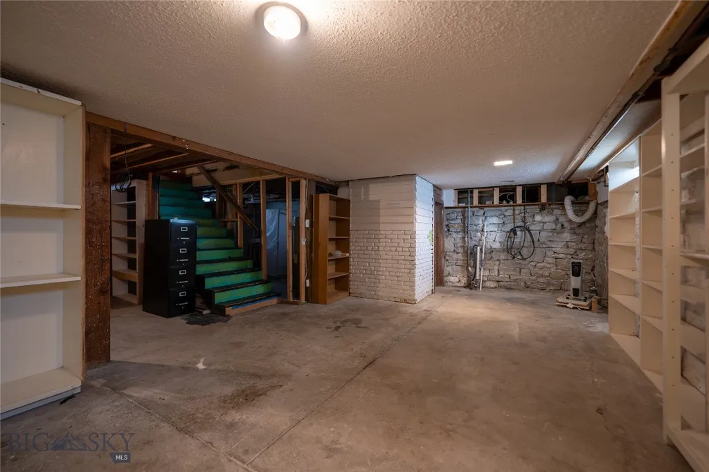 315 W Lewis Street Livingston MT 59047