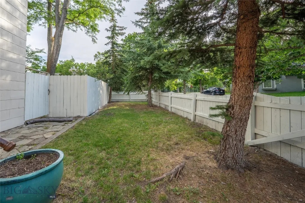 315 W Lewis Street Livingston MT 59047
