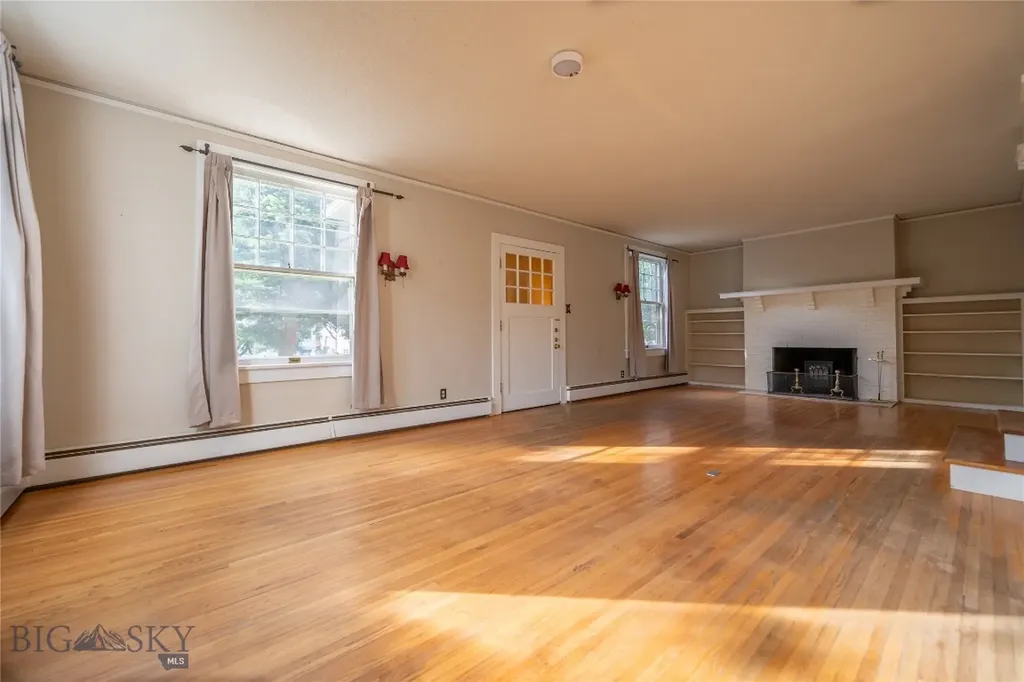 315 W Lewis Street Livingston MT 59047