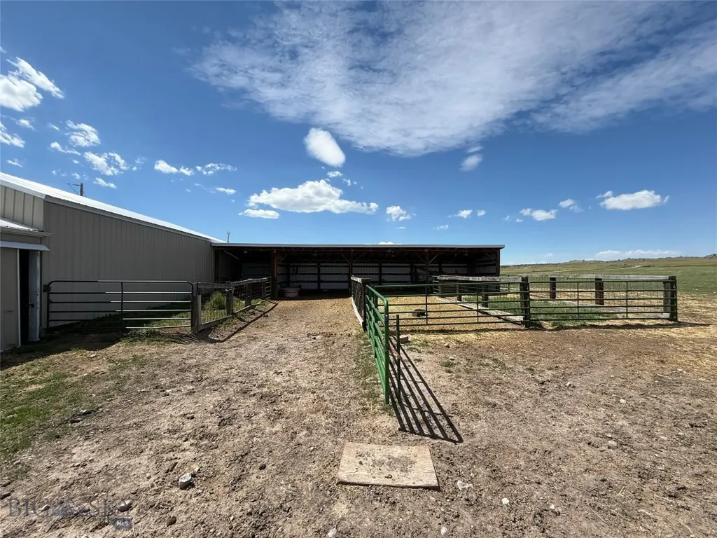 27 Cox Creek Lane Big Timber MT 59011