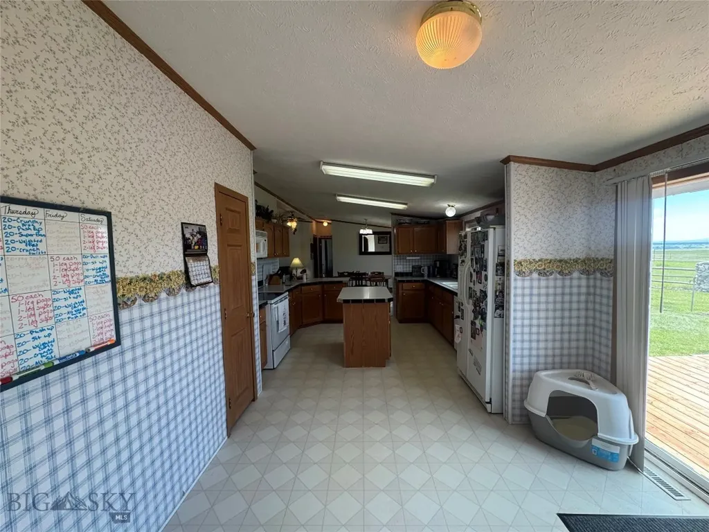 27 Cox Creek Lane Big Timber MT 59011