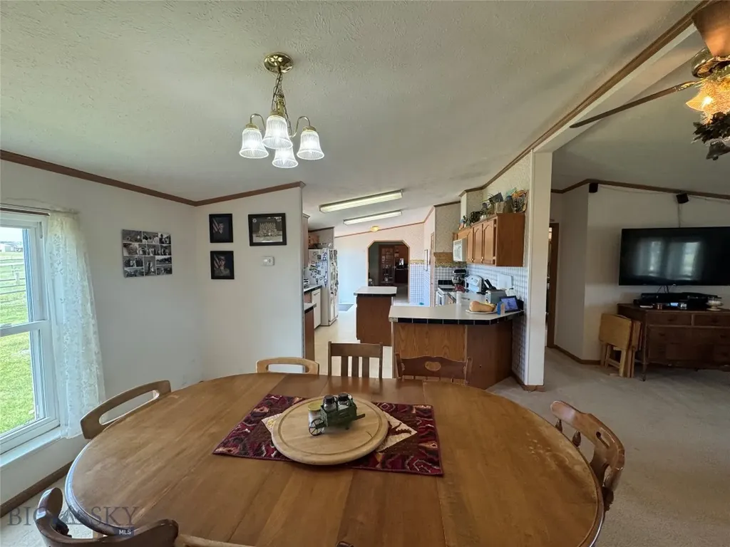 27 Cox Creek Lane Big Timber MT 59011