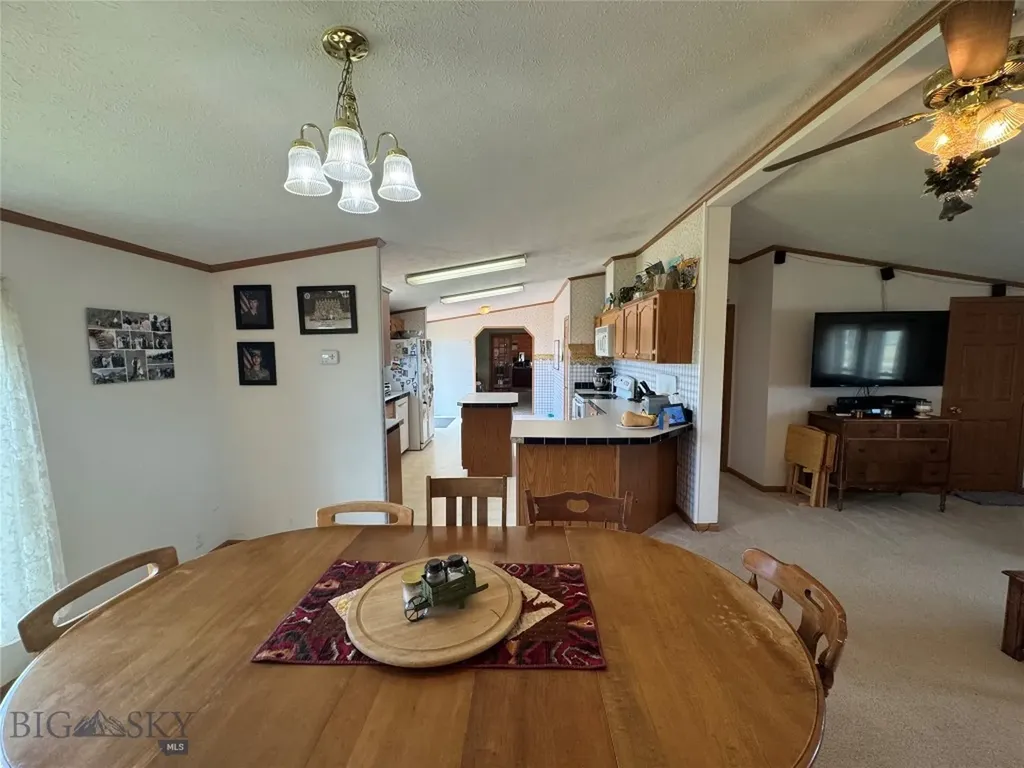 27 Cox Creek Lane Big Timber MT 59011