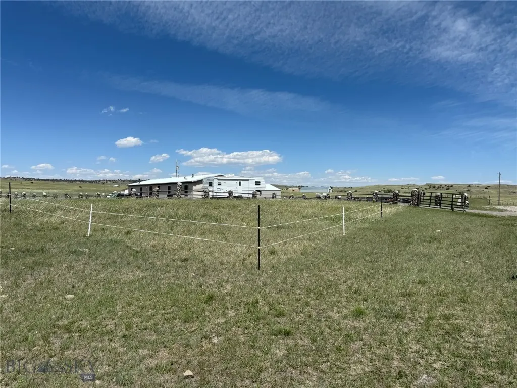 27 Cox Creek Lane Big Timber MT 59011