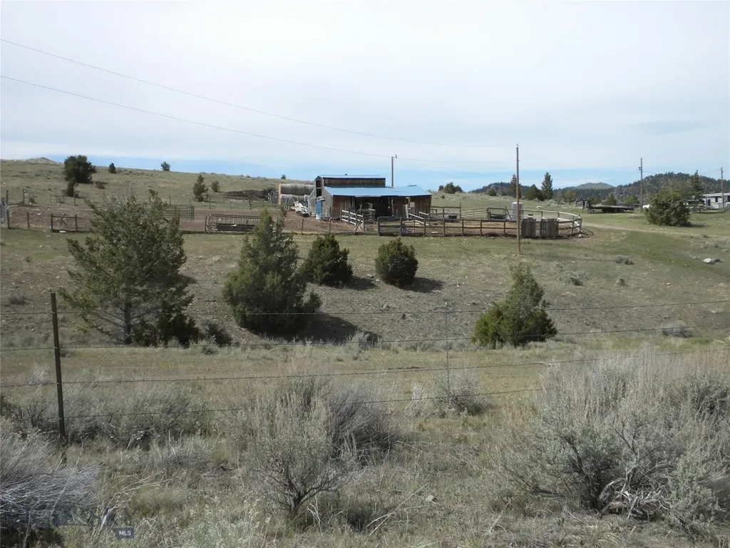 49 Cedar Crest Whitehall MT 59759
