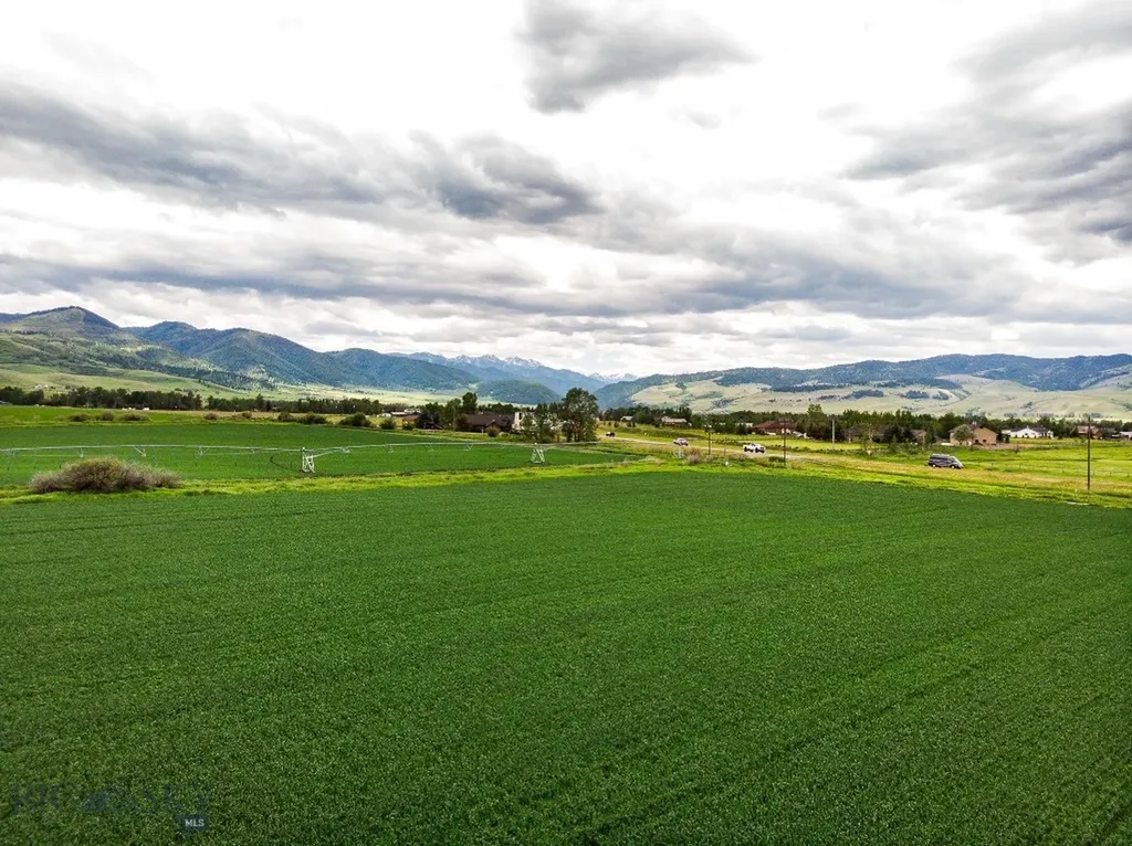 Tbd De Rham Valley Drive Gallatin Gateway MT 59730