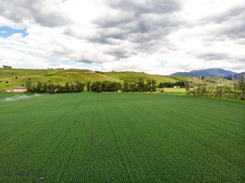 Tbd De Rham Valley Drive Gallatin Gateway MT 59730
