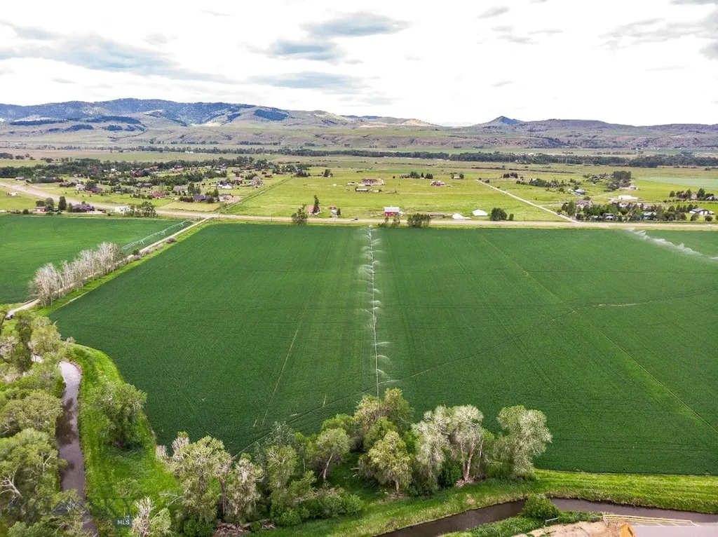 Tbd De Rham Valley Drive Gallatin Gateway MT 59730