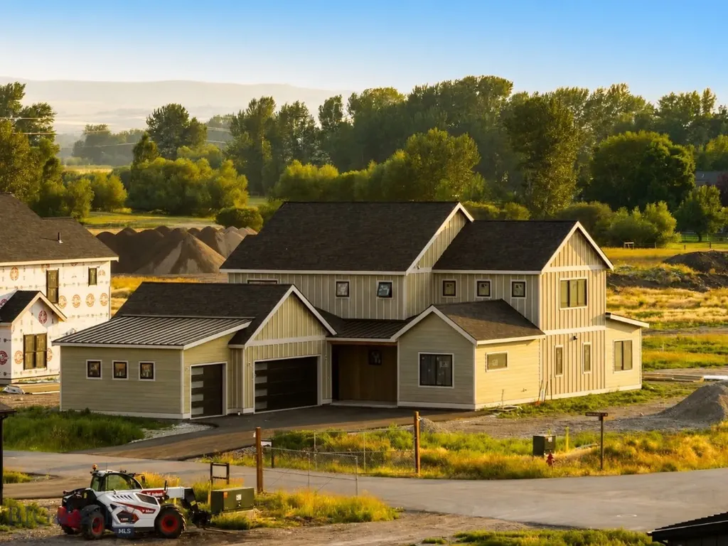 257 Creekbank Loop Bozeman MT 59718