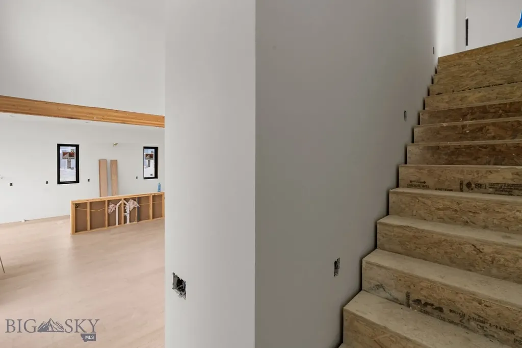 257 Creekbank Loop Bozeman MT 59718