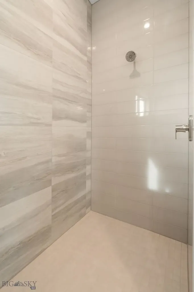 123 Creekbank Loop Bozeman MT 59718
