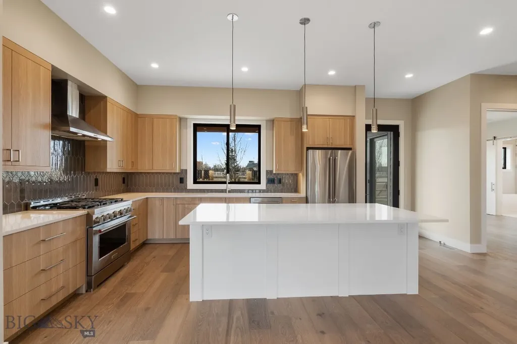 123 Creekbank Loop Bozeman MT 59718