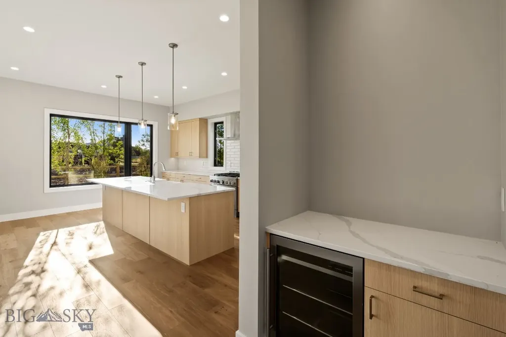 141 Creekbank Loop Bozeman MT 59718