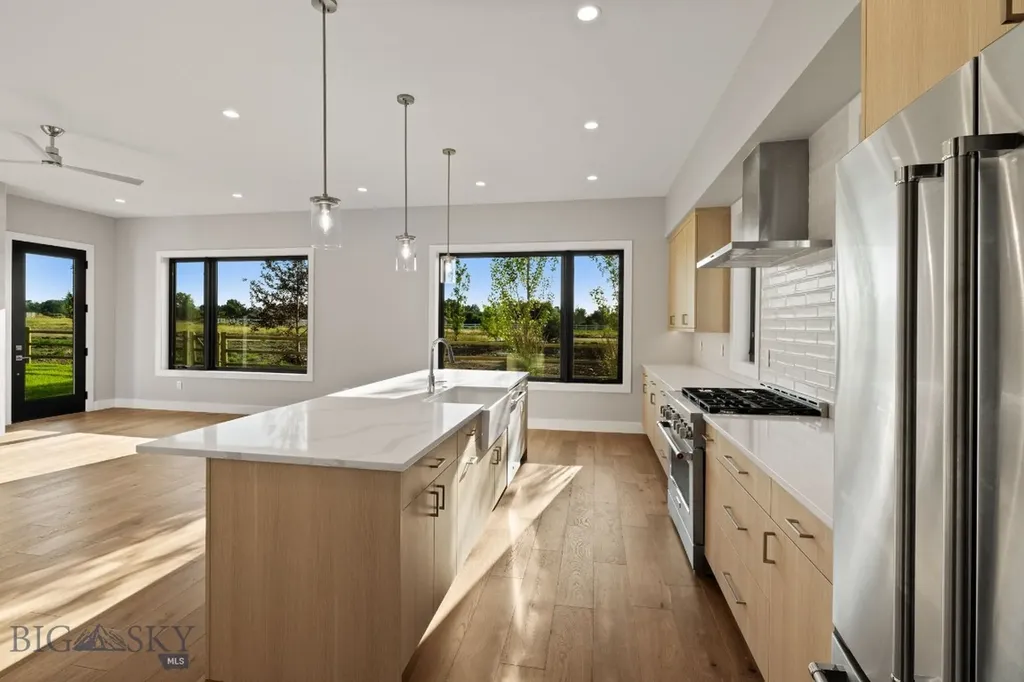 141 Creekbank Loop Bozeman MT 59718