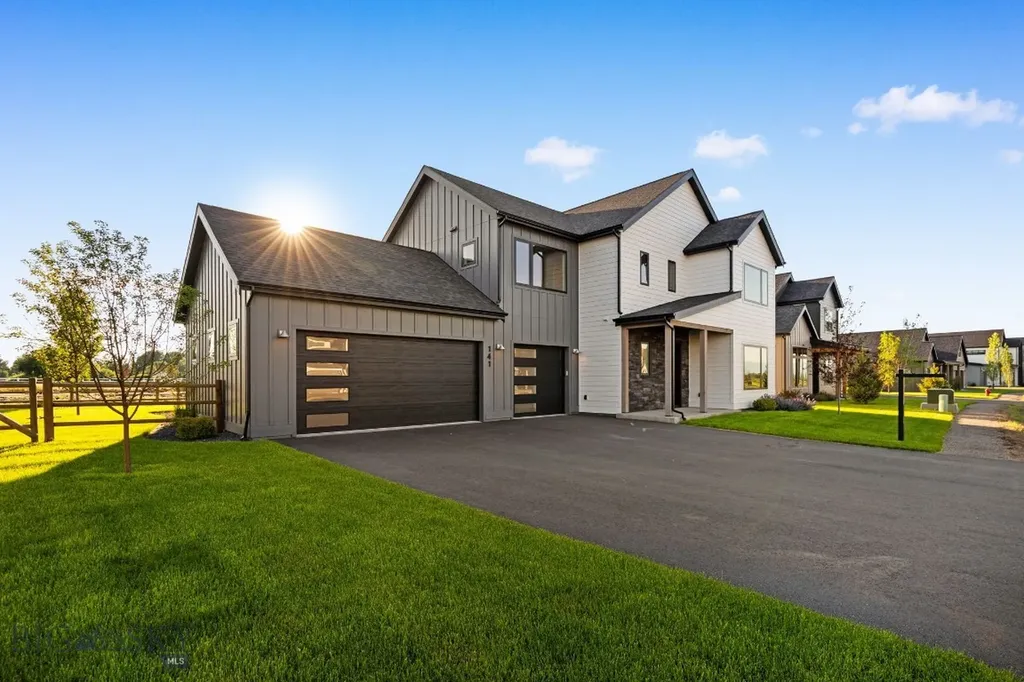 141 Creekbank Loop Bozeman MT 59718