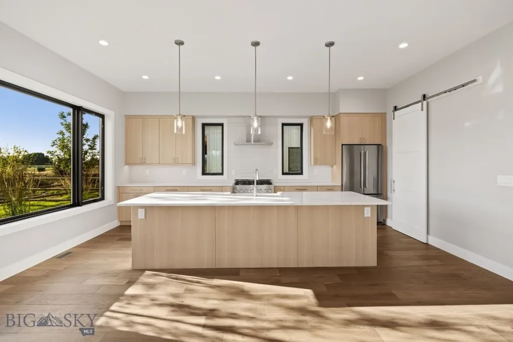 141 Creekbank Loop Bozeman MT 59718