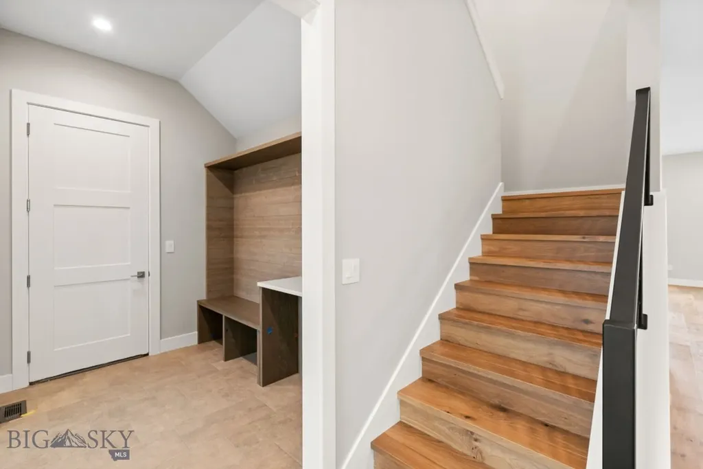141 Creekbank Loop Bozeman MT 59718
