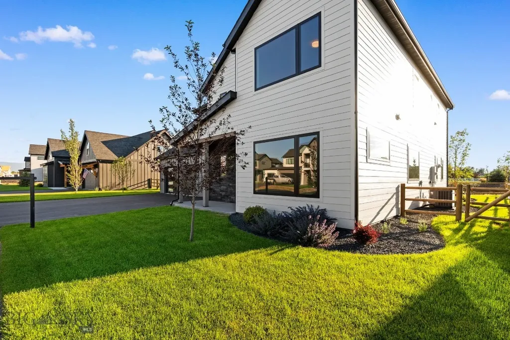 141 Creekbank Loop Bozeman MT 59718
