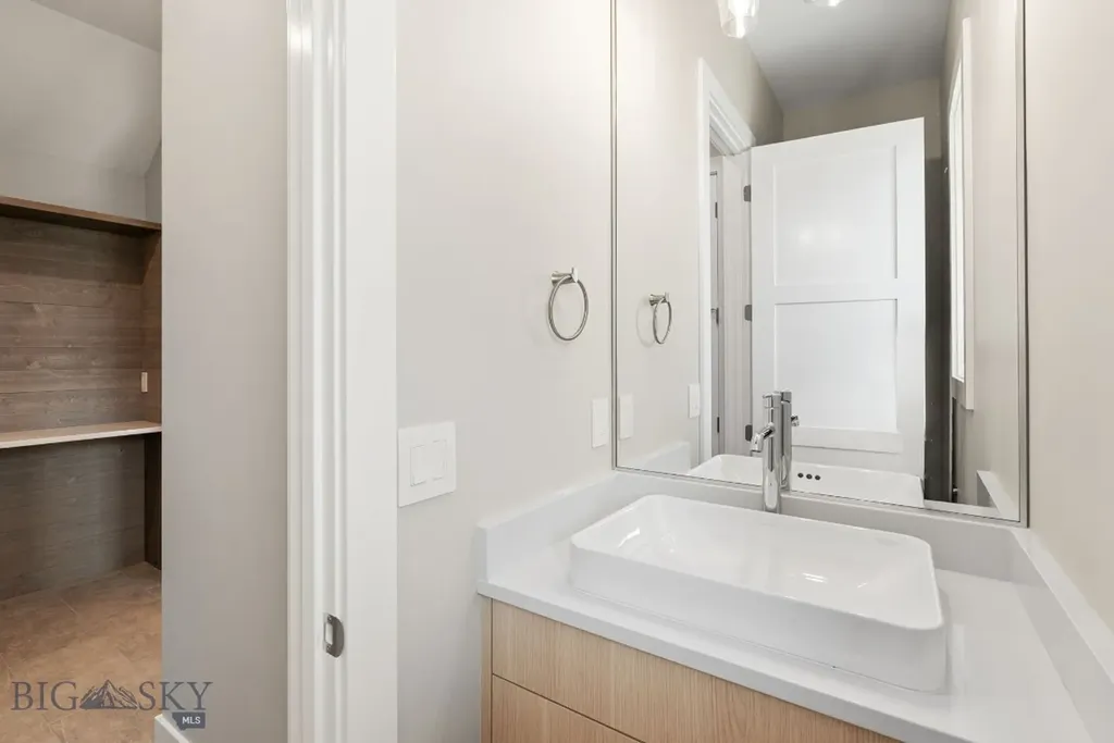 141 Creekbank Loop Bozeman MT 59718