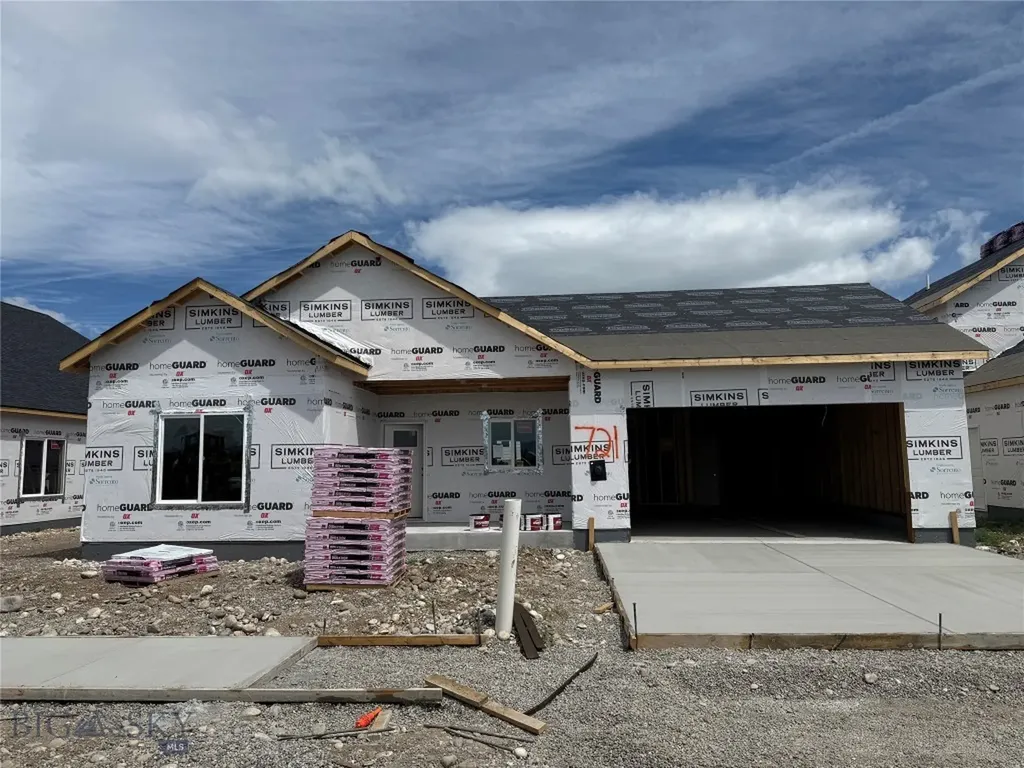 721 Spaniel Lane Belgrade MT 59714