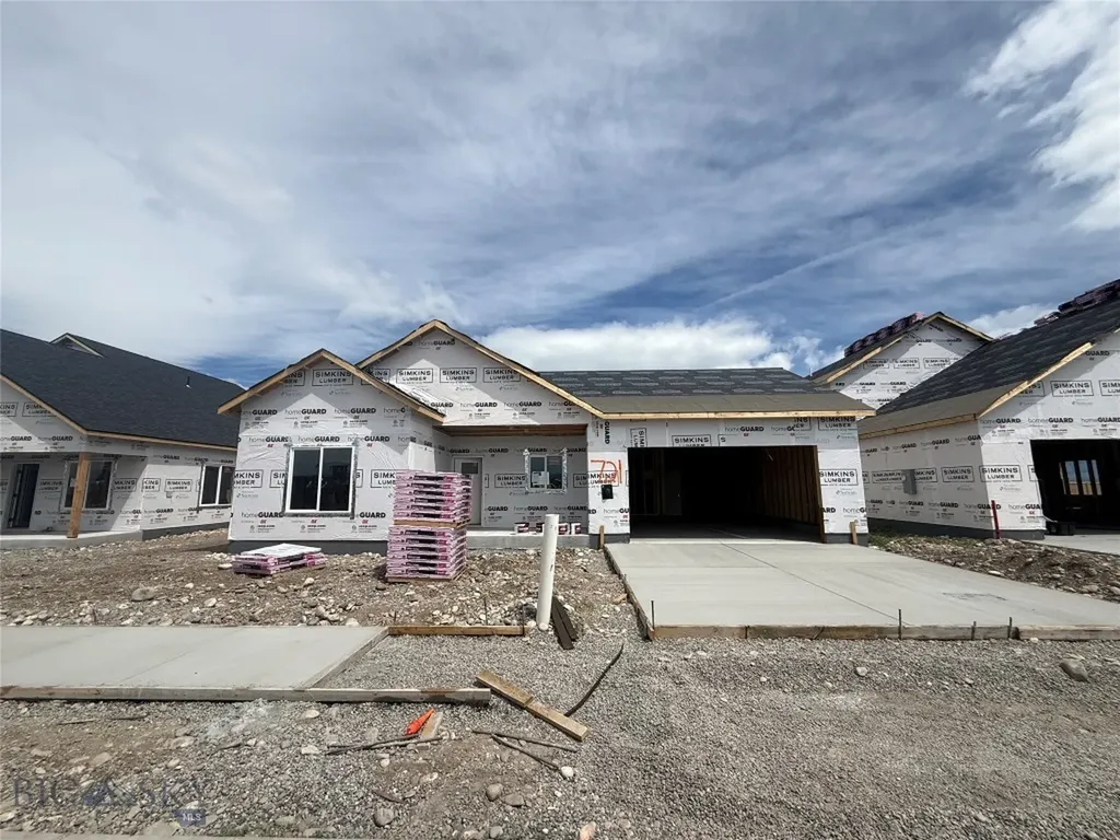 721 Spaniel Lane Belgrade MT 59714