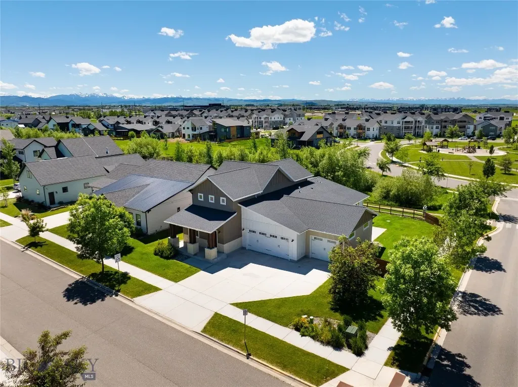 1697 Ryun Sun Way Bozeman MT 59718