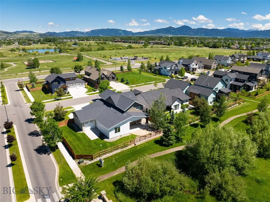 1697 Ryun Sun Way Bozeman MT 59718
