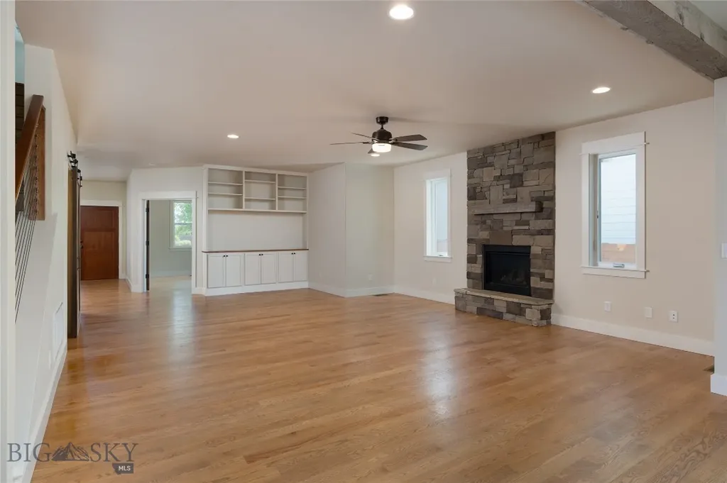 1697 Ryun Sun Way Bozeman MT 59718