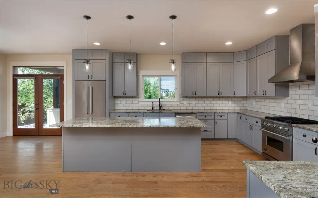 1697 Ryun Sun Way Bozeman MT 59718