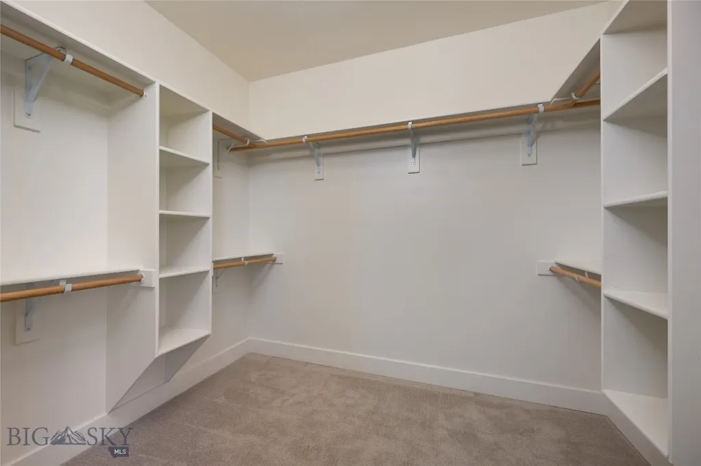 1697 Ryun Sun Way Bozeman MT 59718