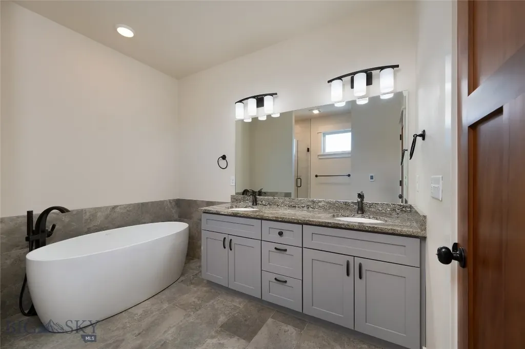 1697 Ryun Sun Way Bozeman MT 59718