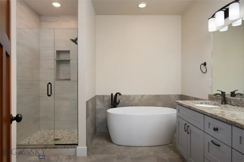1697 Ryun Sun Way Bozeman MT 59718