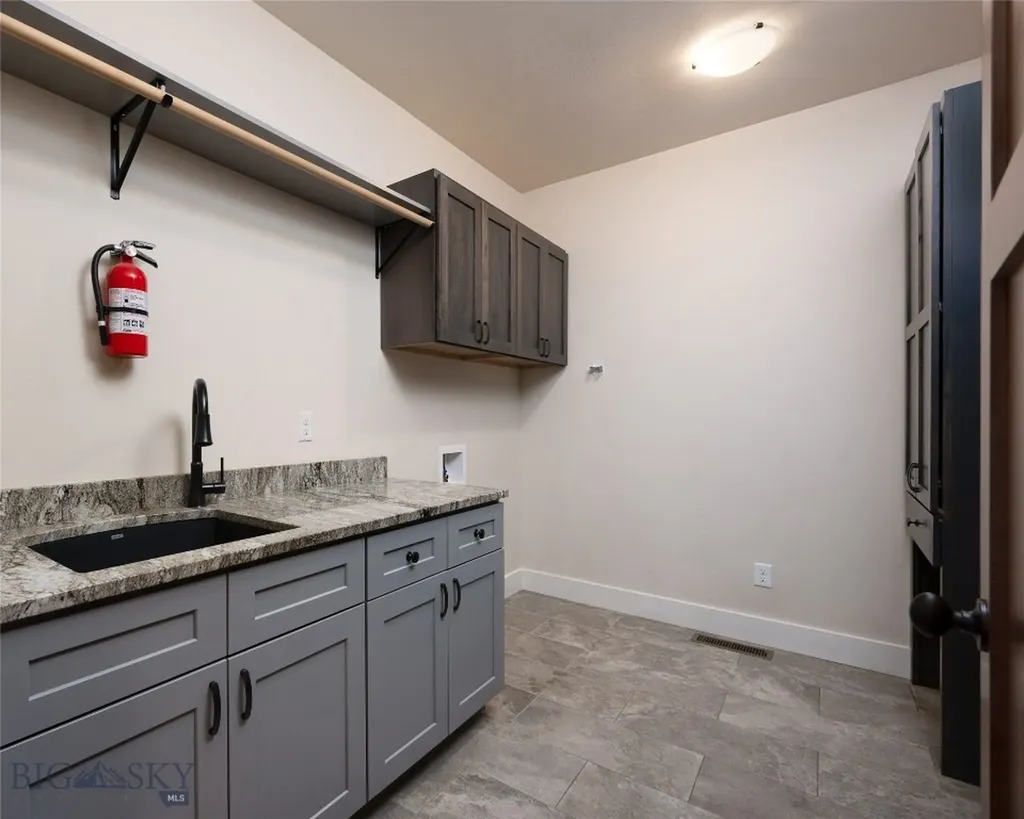 1697 Ryun Sun Way Bozeman MT 59718