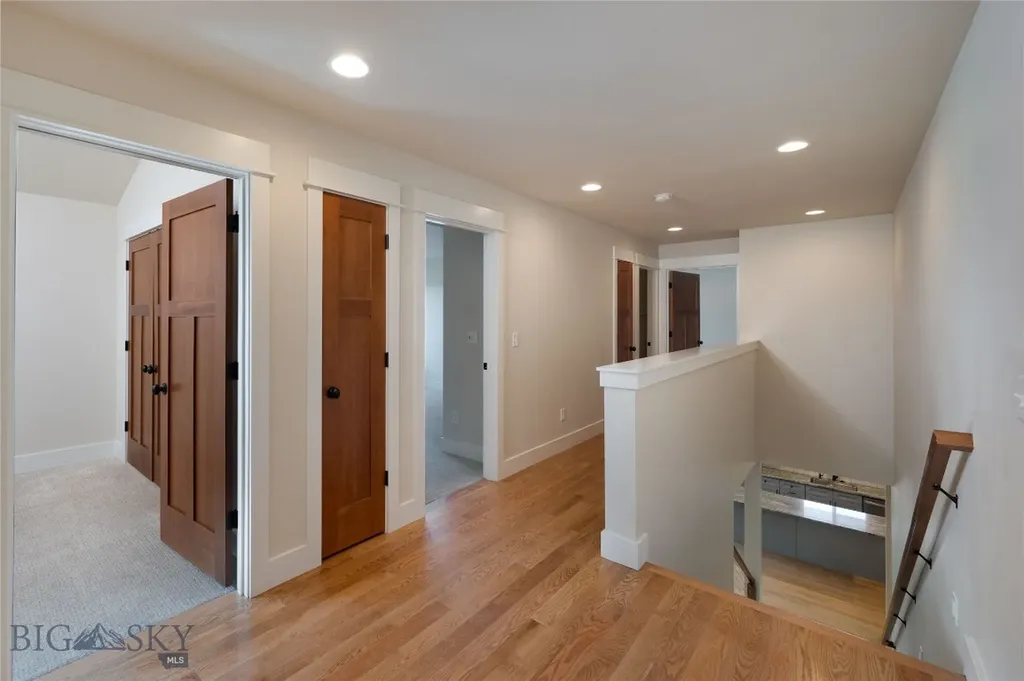 1697 Ryun Sun Way Bozeman MT 59718