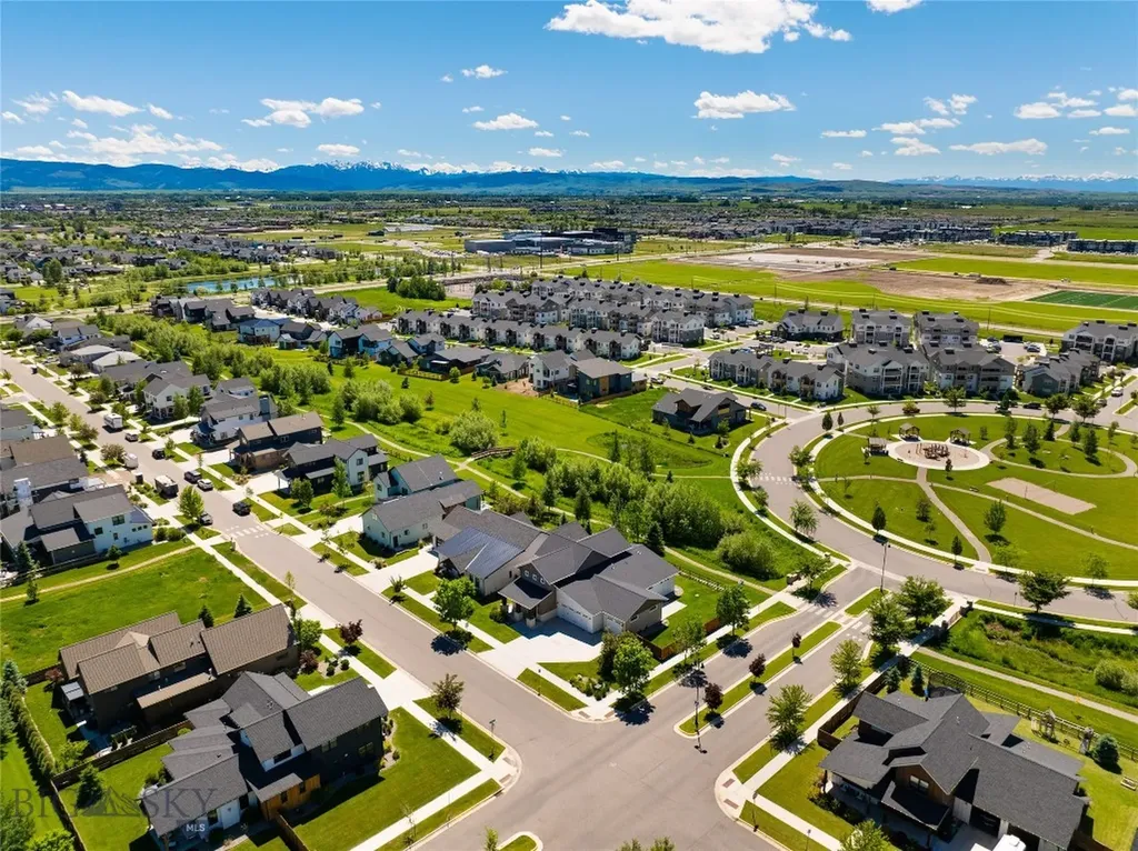1697 Ryun Sun Way Bozeman MT 59718