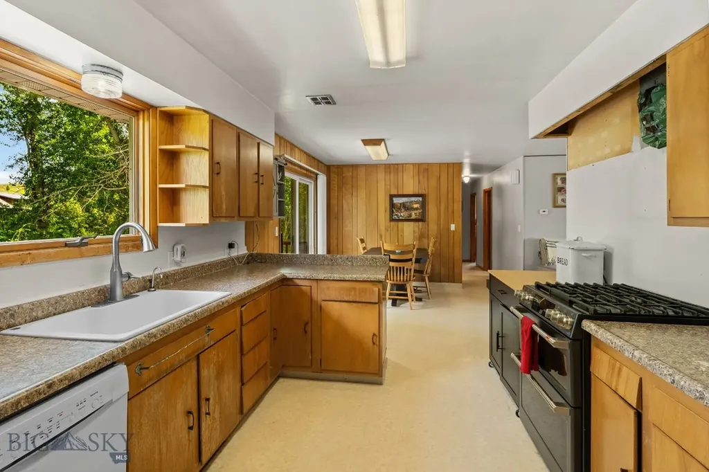 16949 Wilson Creek Gallatin Gateway MT 59730