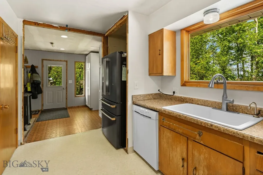 16949 Wilson Creek Gallatin Gateway MT 59730