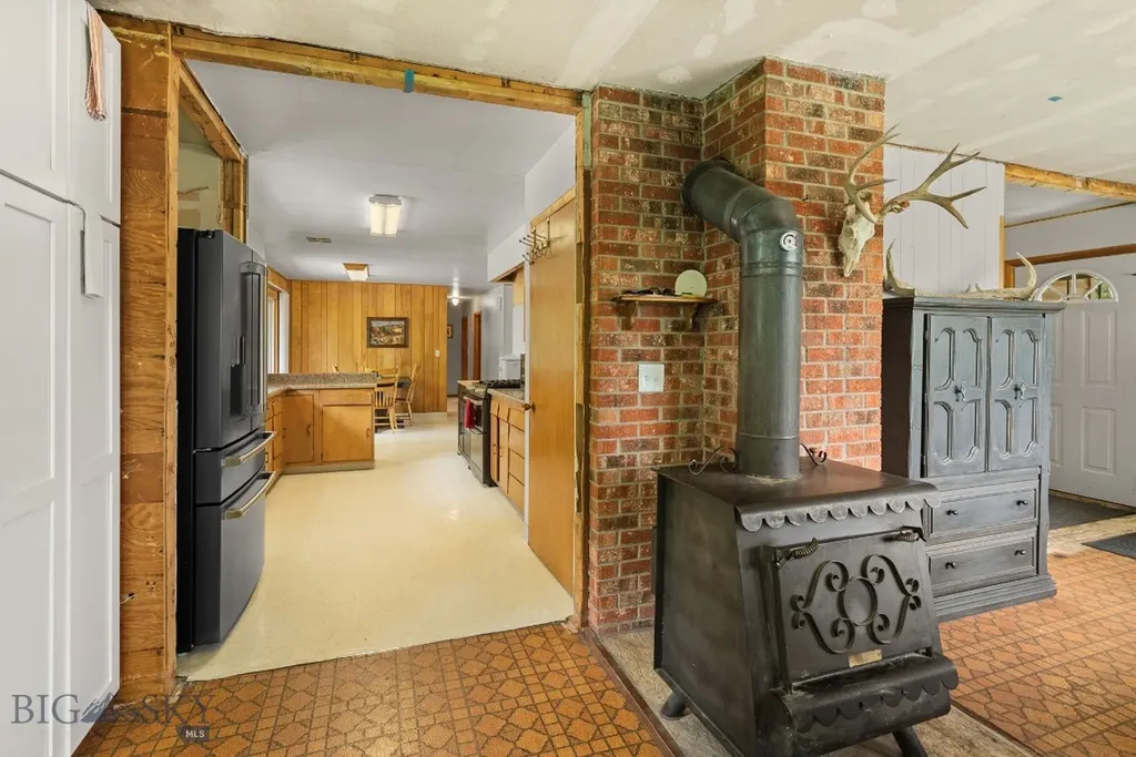16949 Wilson Creek Gallatin Gateway MT 59730
