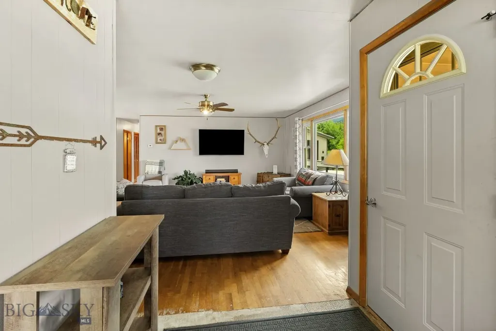 16949 Wilson Creek Gallatin Gateway MT 59730
